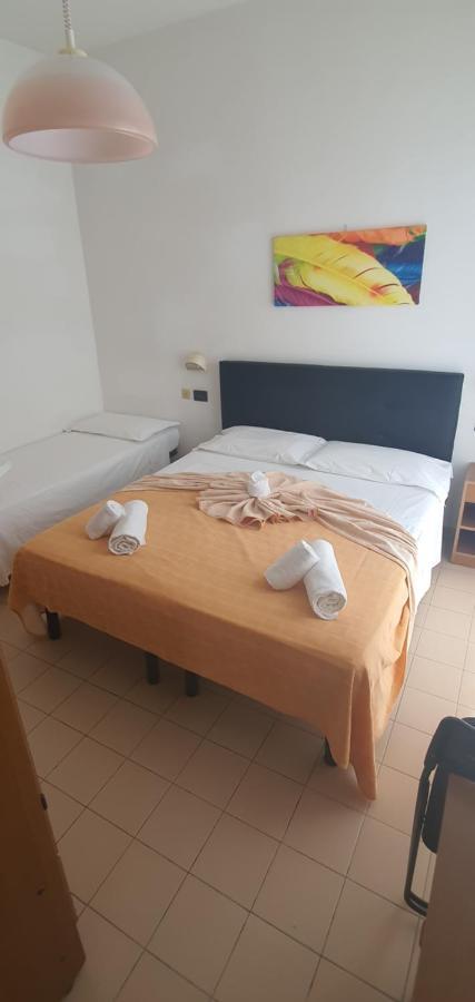 Hotel Vela Azzurra ริมินี ภายนอก รูปภาพ