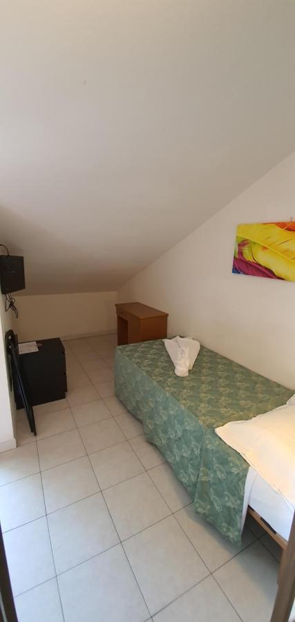 Hotel Vela Azzurra ริมินี ภายนอก รูปภาพ